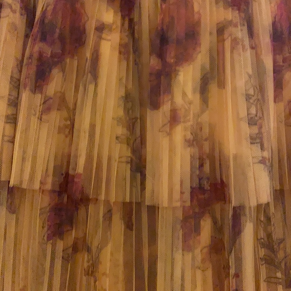 Dress - Picture 4 of 14